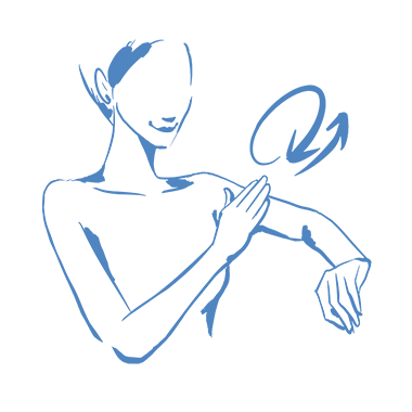 やさしく円を描くように、手を肌の上で動かします。